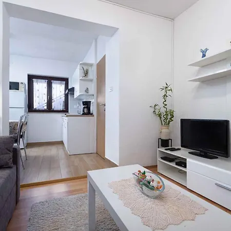 In - Istrien 36499 Appartement *