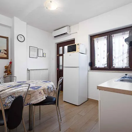 In - Istrien 36499 Appartement *